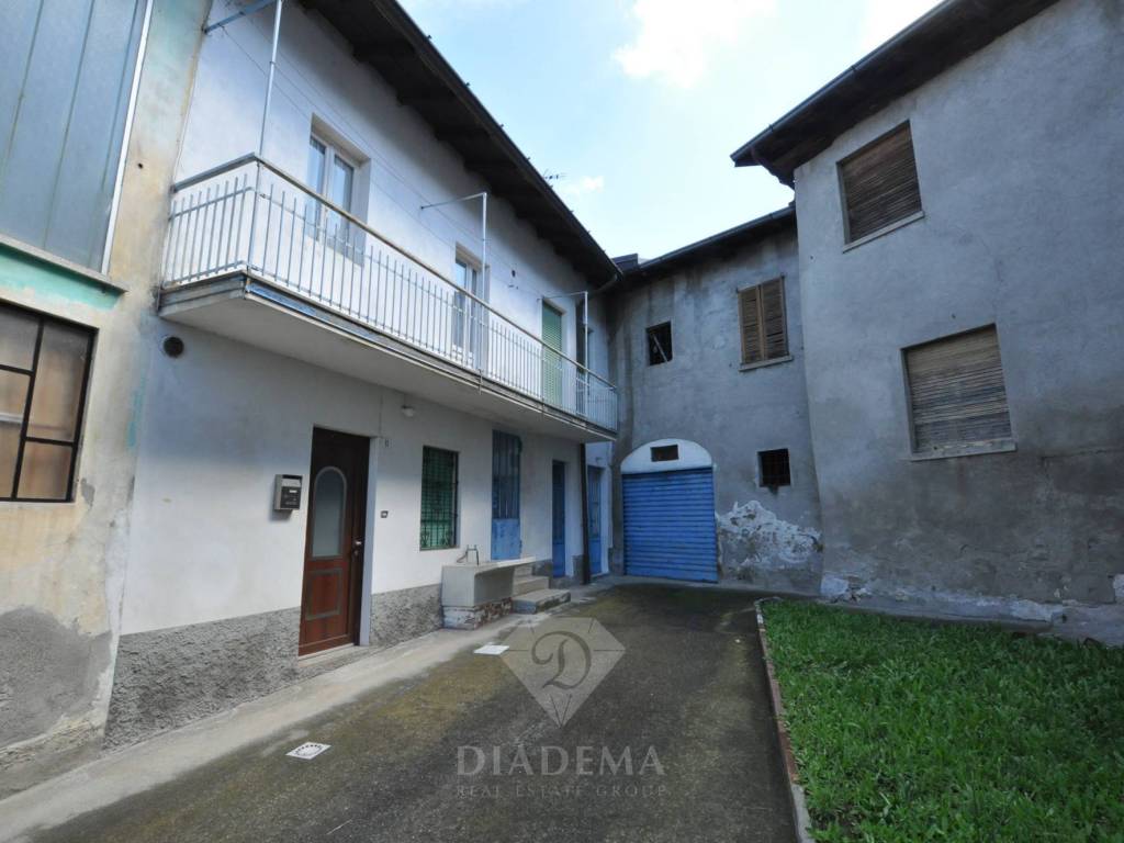 Casa indipendente a Jerago con orago in Via Vittoria, 11 - Foto 3