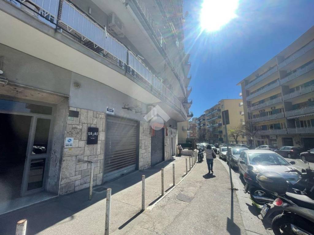 Immobile a Napoli in Via Domenico Fontana, 148 - Foto 2