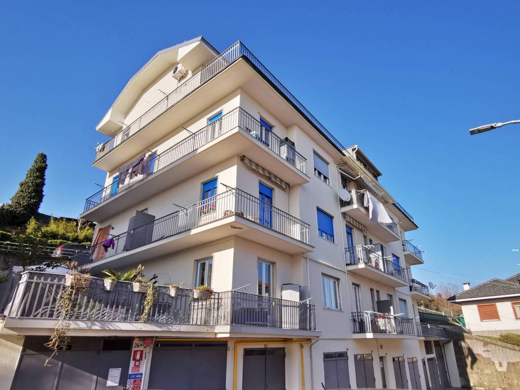Appartamento a Biella in Via Giovanni Battista Costanzo - Foto 2