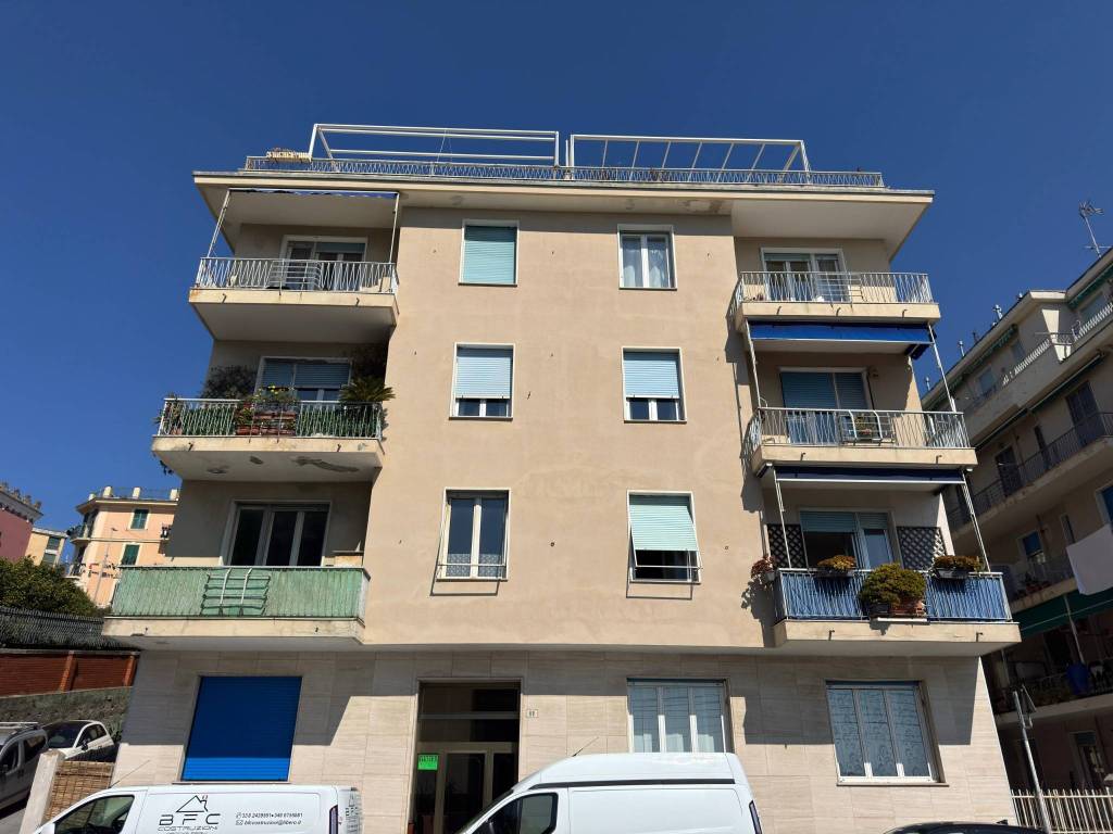 Appartamento a Genova in Via Pegli, 69 - Foto 2