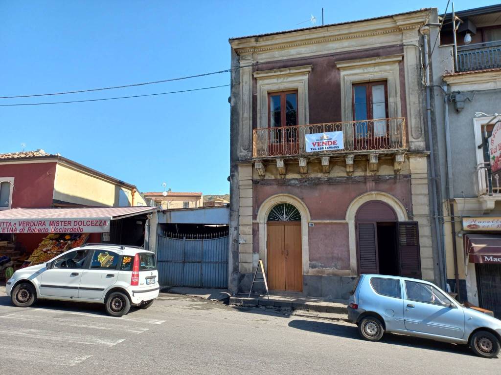 Casa indipendente a Piedimonte etneo in Via Borgo, 190 - Foto 2