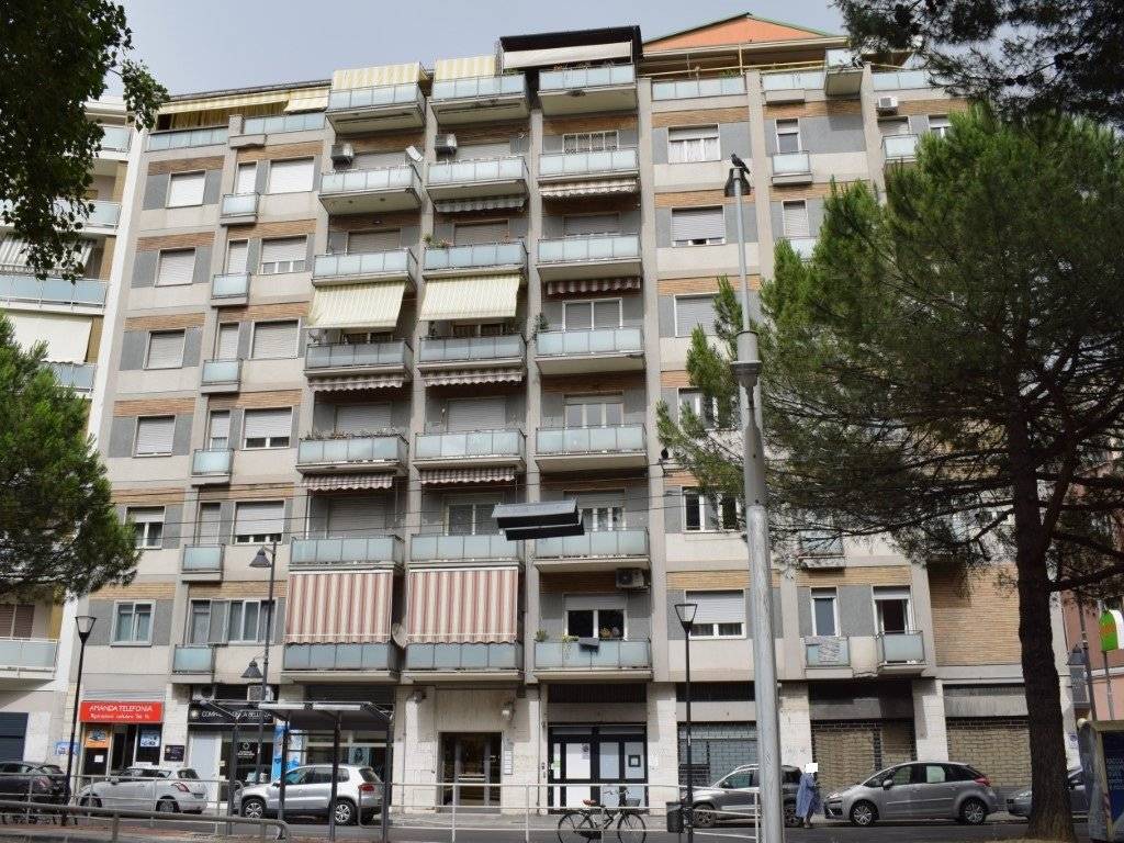 Appartamento a Pescara in Via Silvio Pellico, 26 - Foto 2