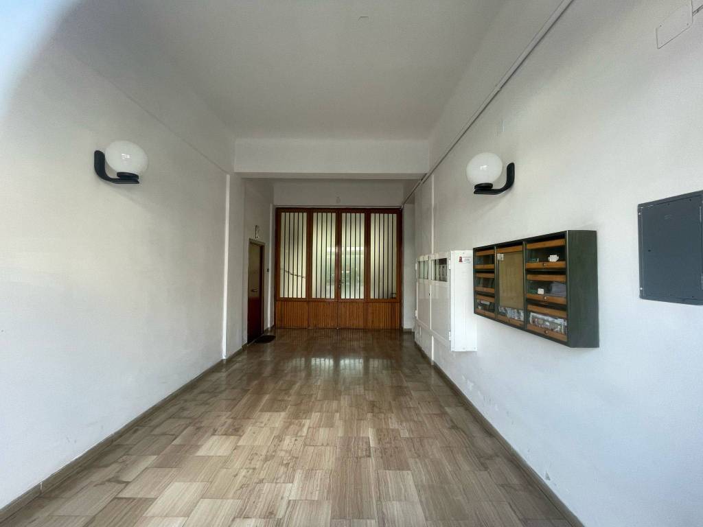 Appartamento a Taranto in Via Umbria, 200 - Foto 2