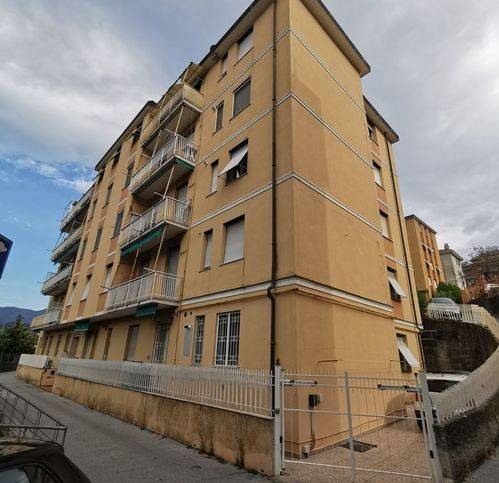 Appartamento a Genova in Salita Serra Riccò 9 - Foto 2