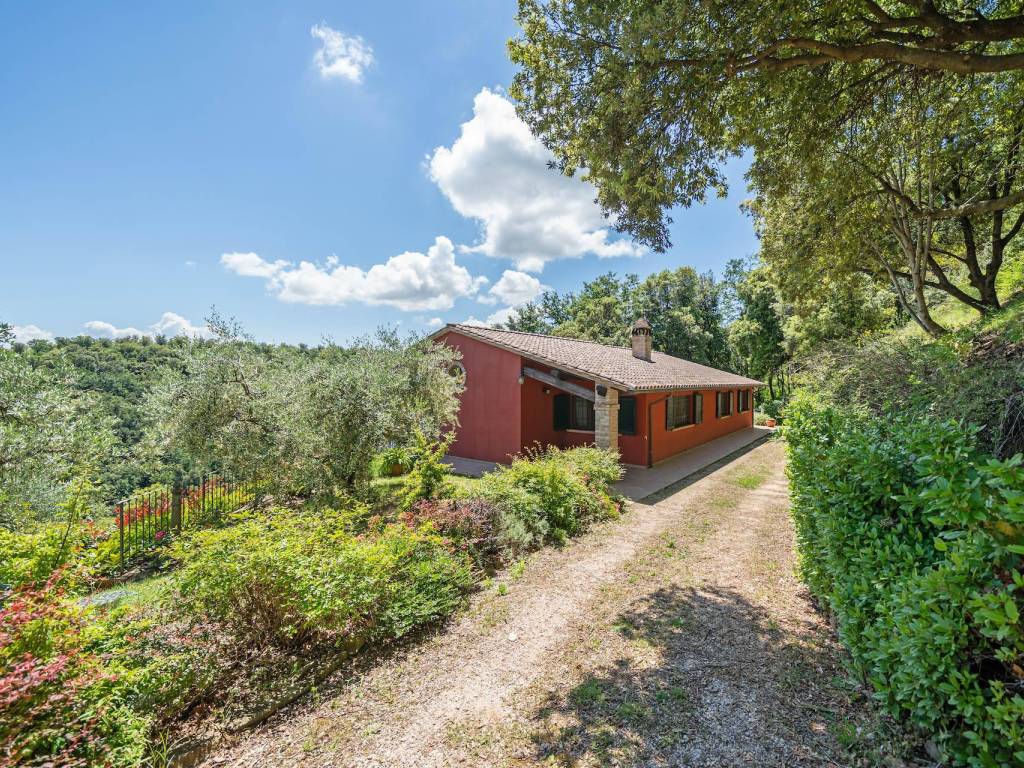 Villa a Bettona in Via degli Olivi - Foto 2