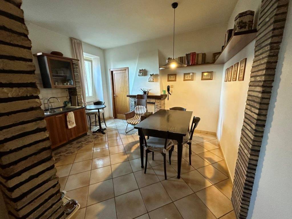 Appartamento a Civitanova marche in Via Francesco Oberdan, 29 - Foto 5