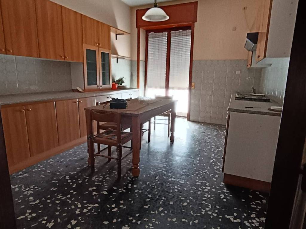 Appartamento a Airola in Via Aldo Moro - Foto 5