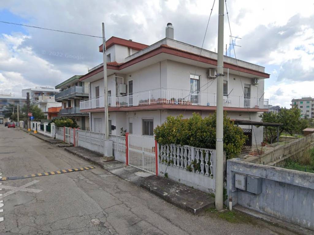 Appartamento a Taranto in Via Francesco Petrarca, 35 - Foto 2