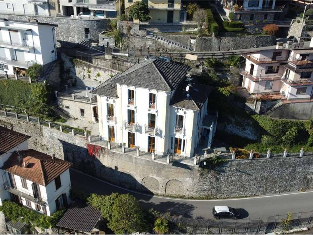 Casa indipendente a Argegno in Piazza Roma - Foto 2