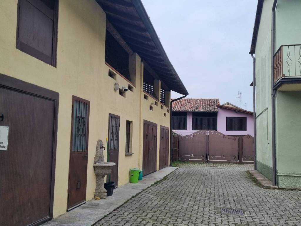 Rustico / casale a Ossago lodigiano in Via Roma, 36 - Foto 3