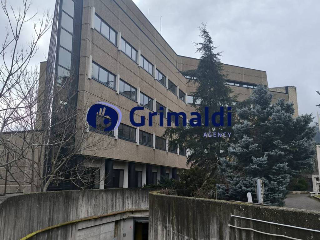 Palazzo / stabile a L'aquila - Foto 4