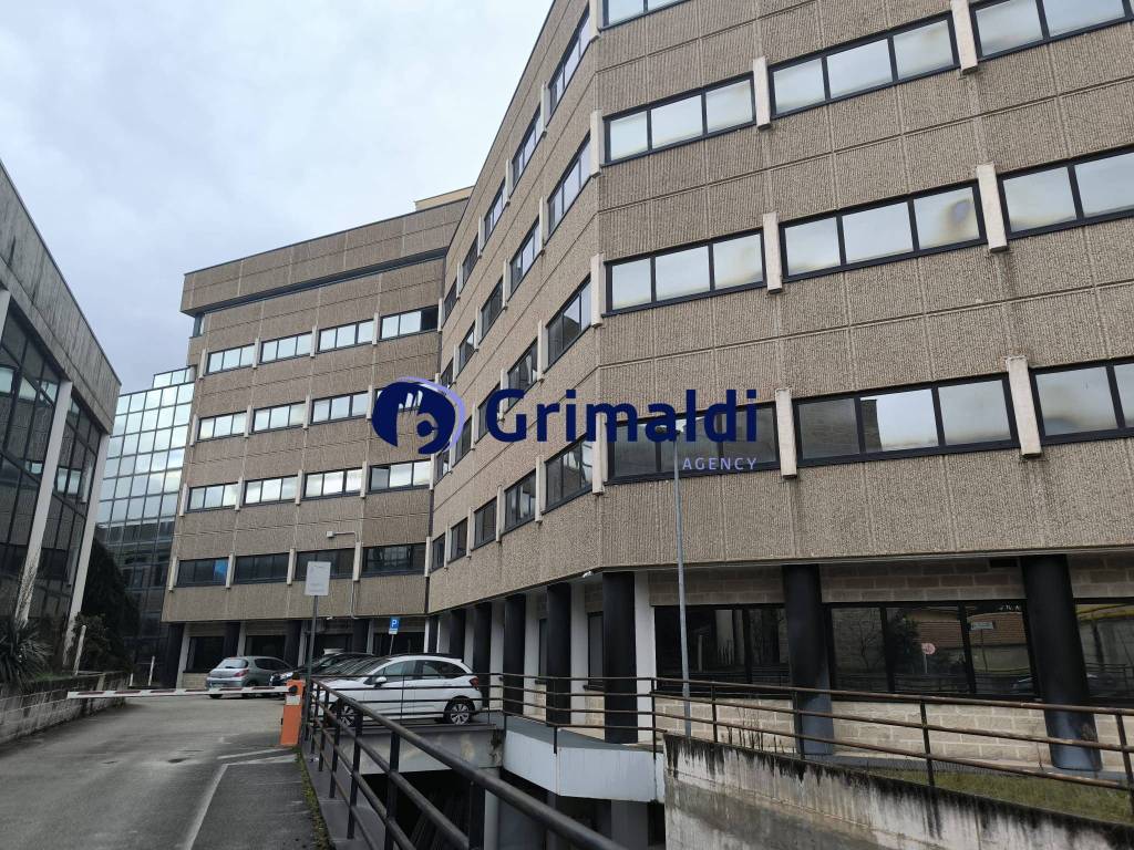 Palazzo / stabile a L'aquila in Via Salaria Antica Est - Foto 5