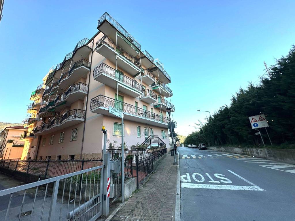 Appartamento a Ceriale in Via Orti del Largo - Foto 4