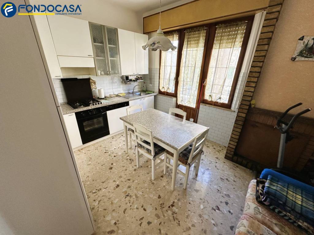 Appartamento a Castel di lama in Via Cesare Battisti - Foto 3