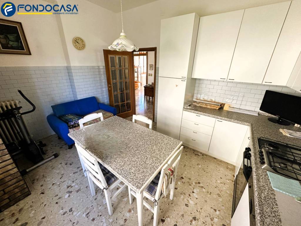 Appartamento a Castel di lama in Via Cesare Battisti - Foto 4