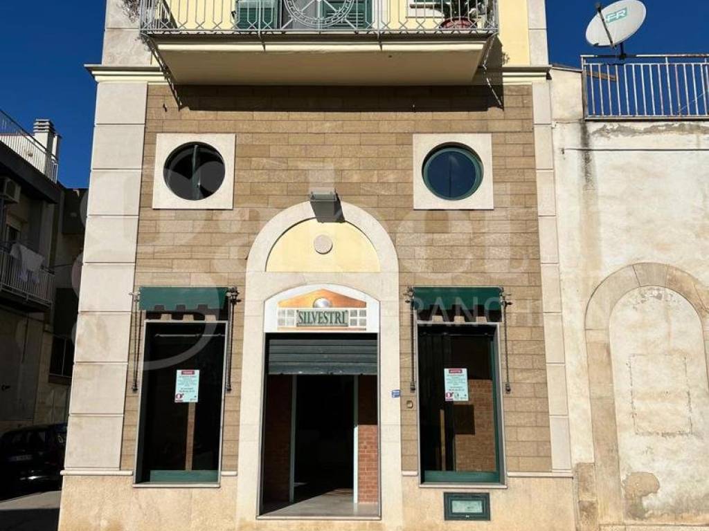 Immobile a Canosa di puglia in Corso Giuseppe Garibaldi, 128 - Foto 2