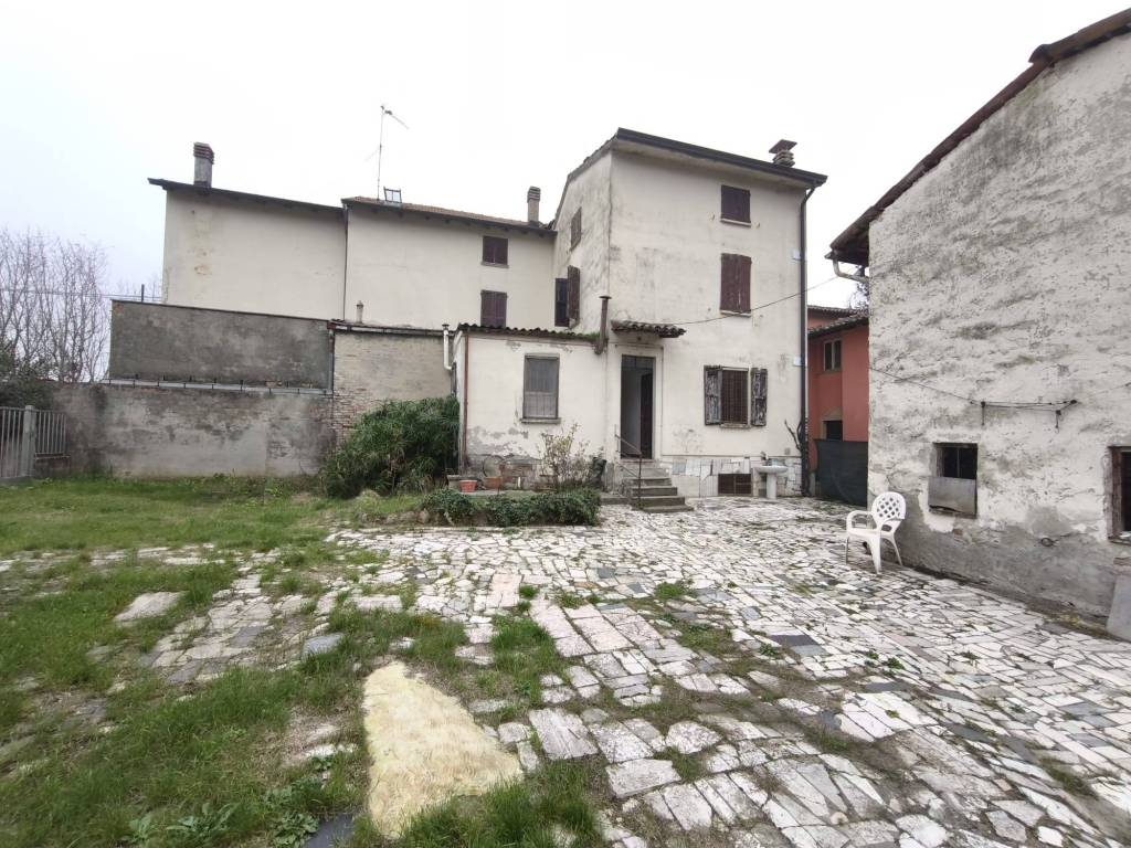 Casa indipendente a San giorgio piacentino in Via Francesco Ghittoni, 26 - Foto 4