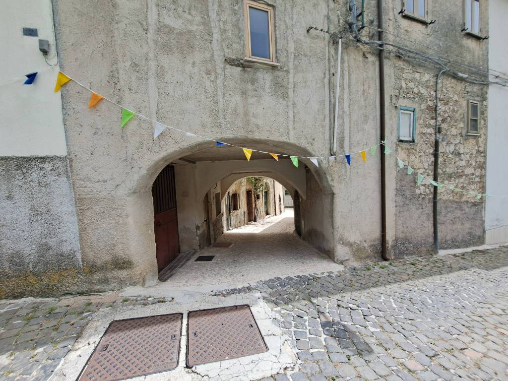 Rustico / casale a Castelpetroso in Via Magnolia - Foto 5