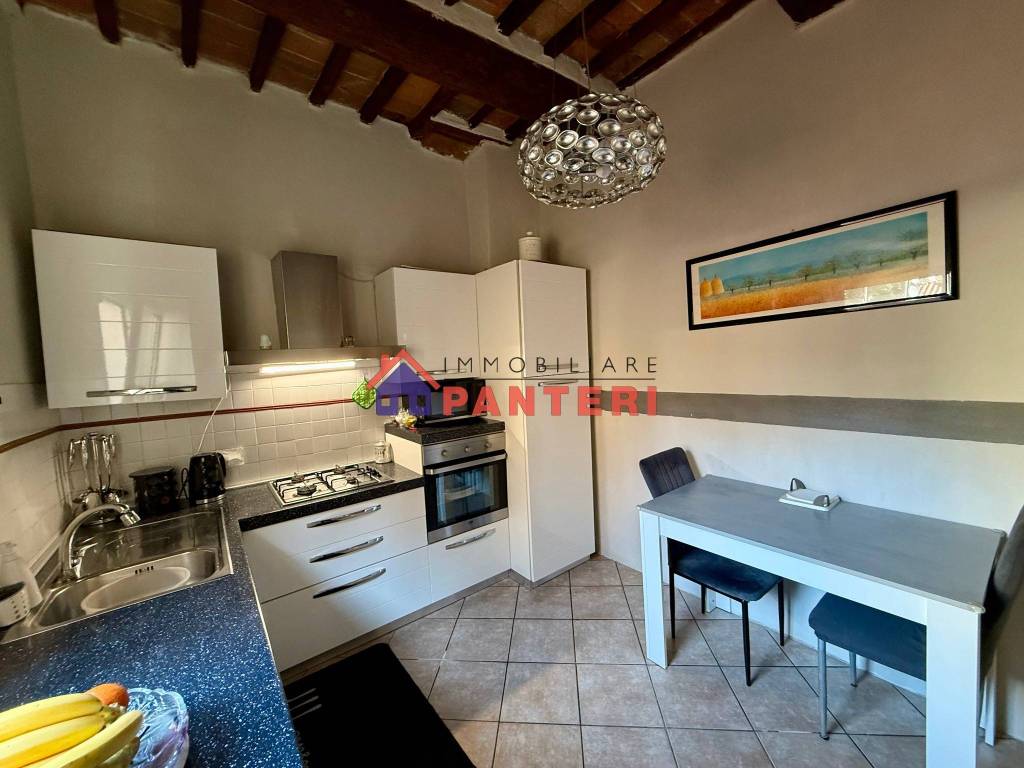 Appartamento a Pescia in Ruga Degli Orlandi - Foto 4
