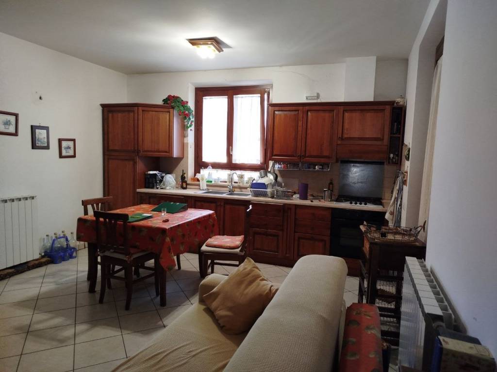 Appartamento a Castiglione del lago in Via del Giglio - Foto 5