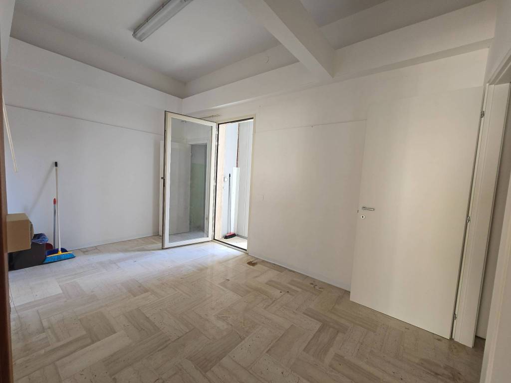Immobile a Aradeo in Via Giuseppe Di Vittorio, 57 - Foto 5