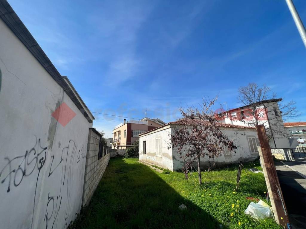 Casa indipendente a Francavilla al mare in Via Monte Corno, . - Foto 2