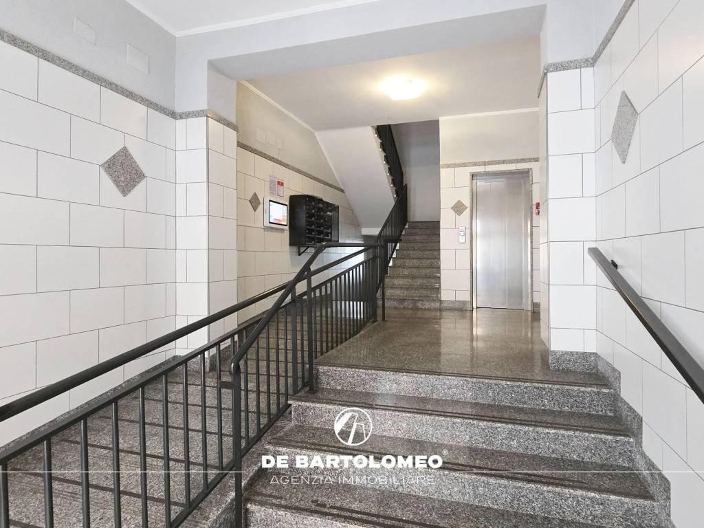 Appartamento a Taranto in Via Generale Giuseppe Messina - Foto 2