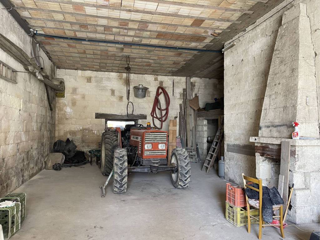 Box / garage a Montescaglioso in Via Sant'Antonio - Foto 3