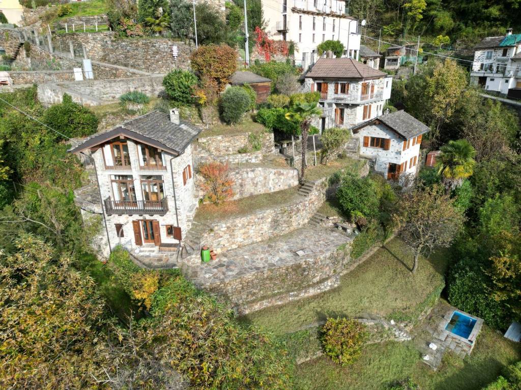 Villa a Valle cannobina in Via Grè - Foto 2