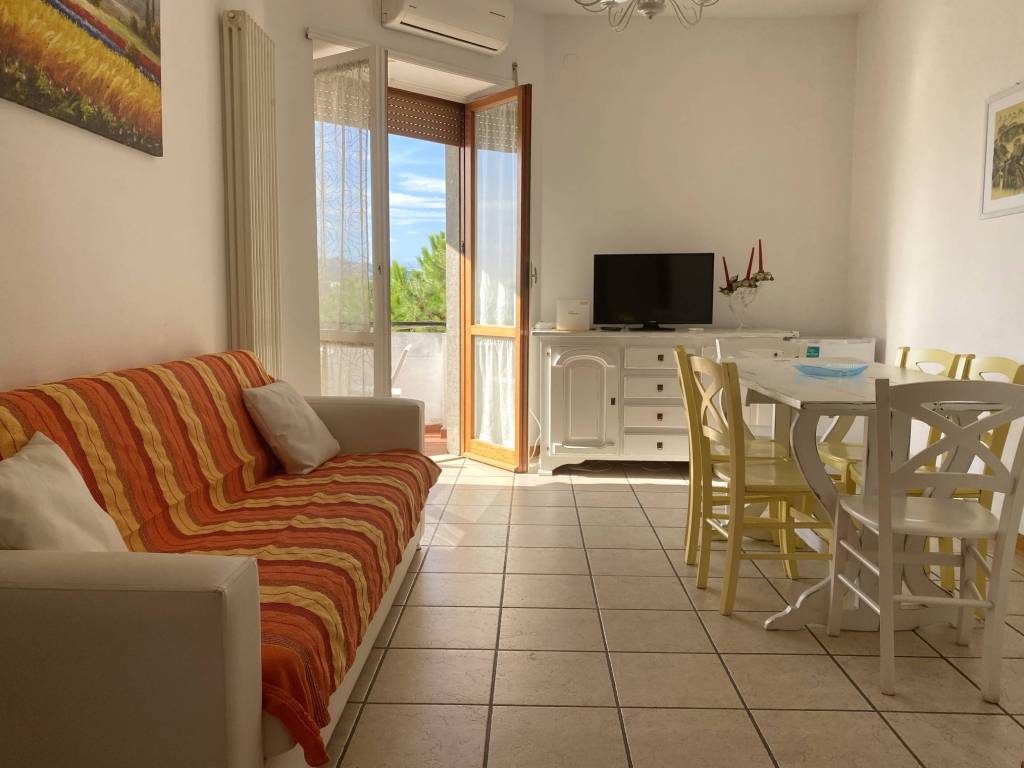 Appartamento a Martinsicuro in Lungomare Italia, 36 - Foto 2