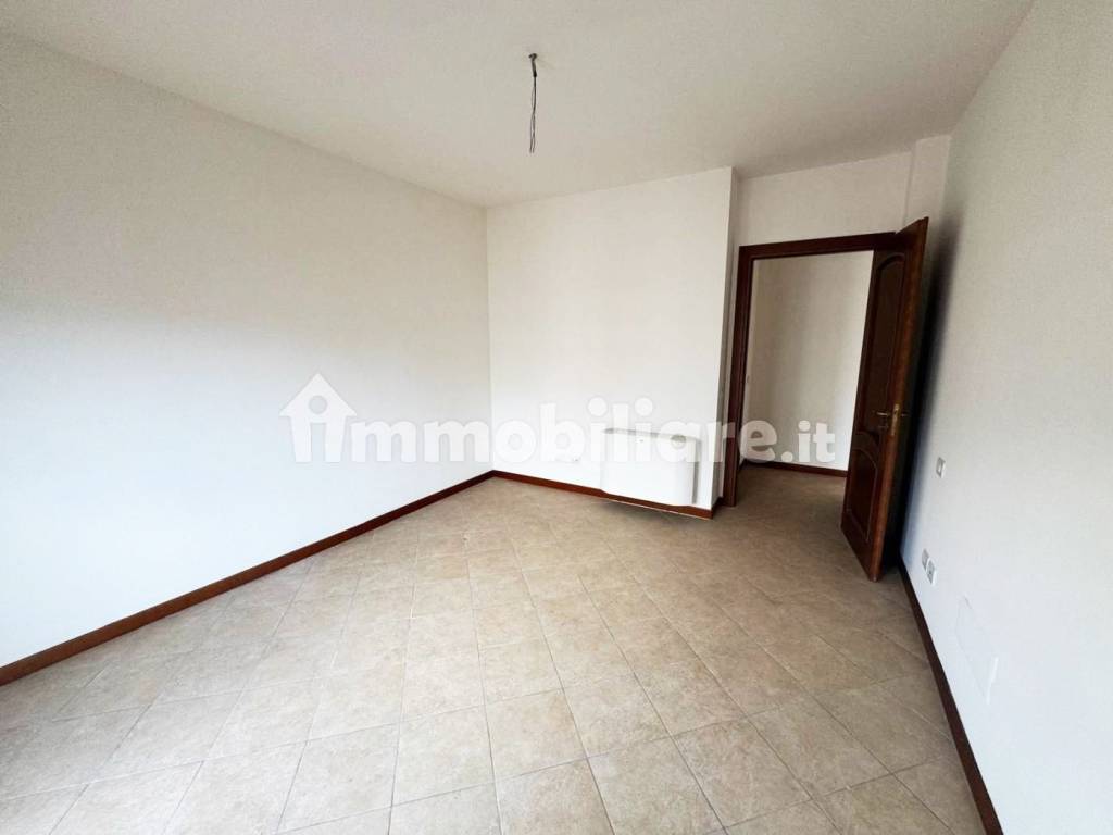 Appartamento a Gorla minore in Via Roma, 11 - Foto 5