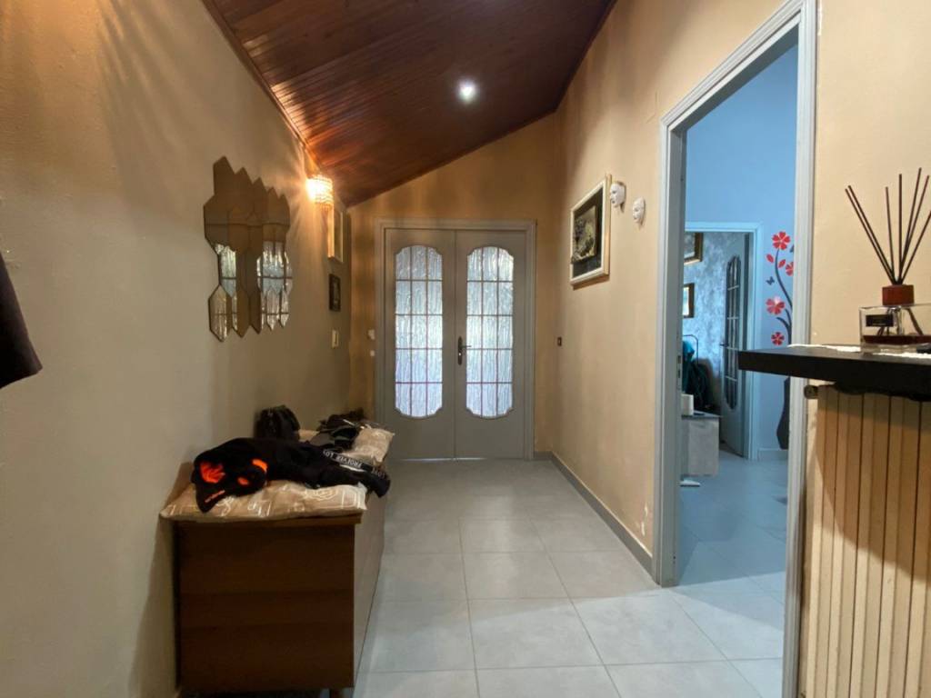 Appartamento a Castel volturno in Viale del Mare, 163 - Foto 2