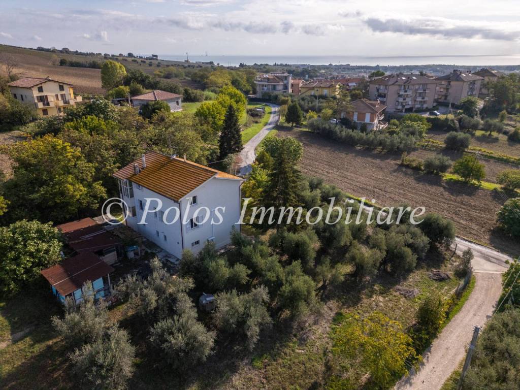 Casa indipendente a Fermo in Contrada Castiglione, 18 - Foto 3