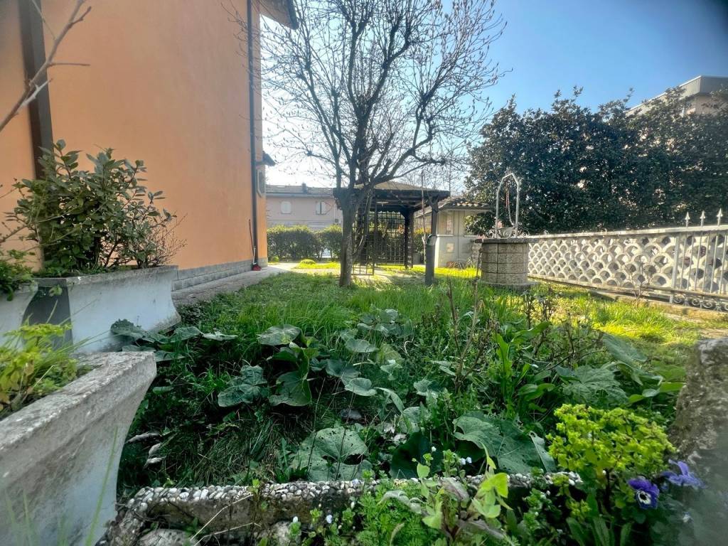 Villetta a schiera a Carpi in Via della Resistenza, 4 - Foto 3