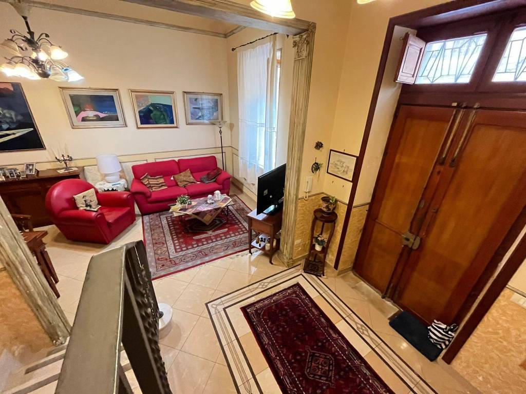 Casa indipendente a Avola in Via Carlo Goldoni, 6 - Foto 2