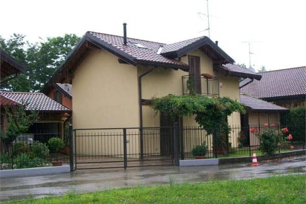 Villa a Castelletto sopra ticino in Via Beati - Foto 2