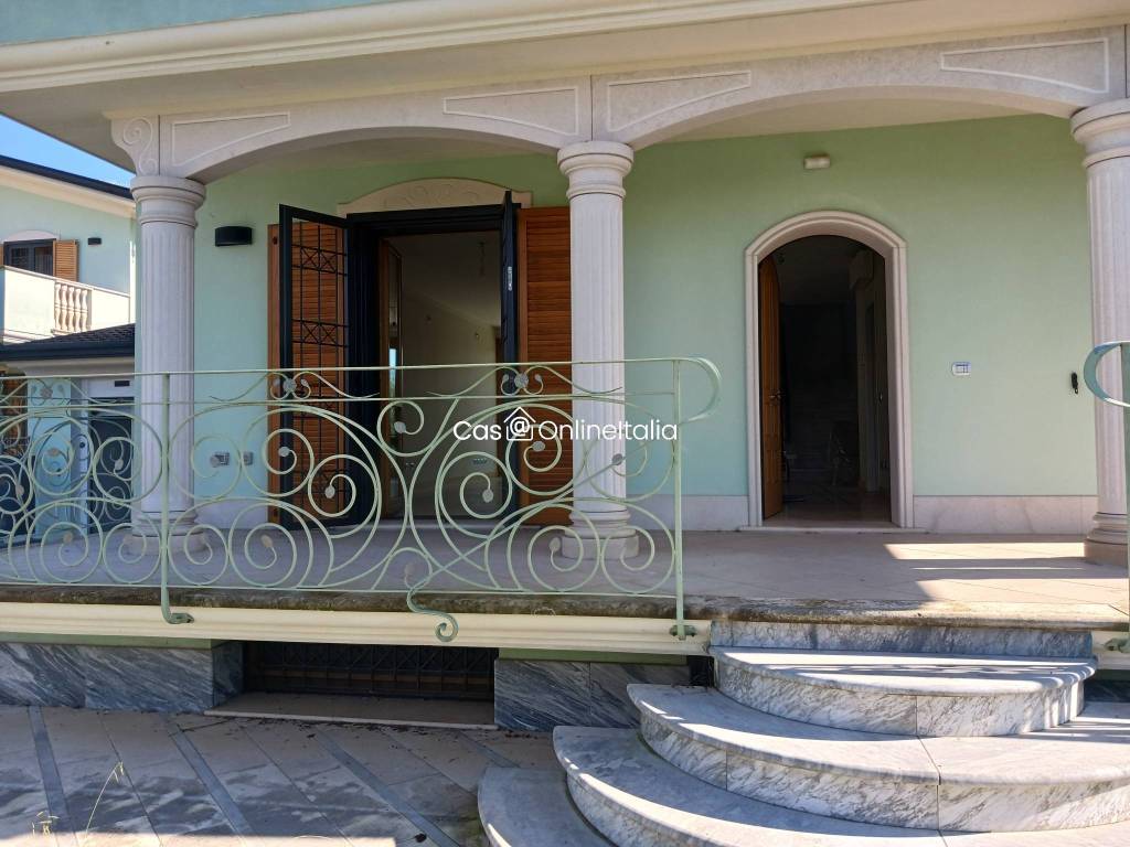 Villa a Pietrasanta in Via del Lago, 24 - Foto 3