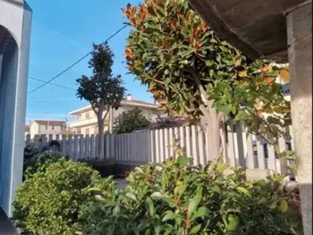 Villa a Notaresco in Via Curtatone - Foto 4