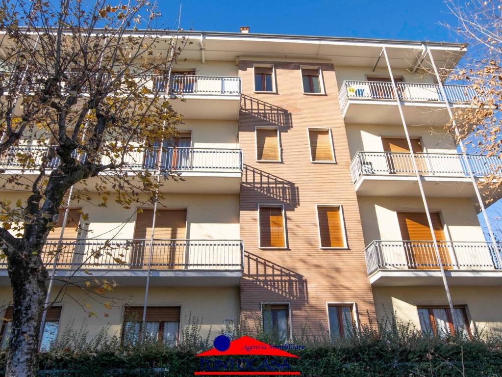 Appartamento a Dronero in Viale Sarrea, 1 - Foto 2