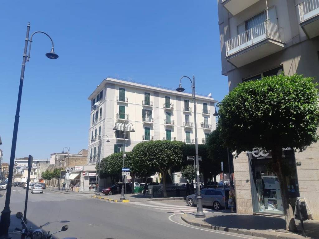 Appartamento a Nocera inferiore in Piazza Trieste e Trento, 13 - Foto 3