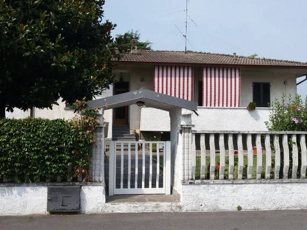Villa a Caselle lurani in Via Don Sobacchi S.N.C. - Foto 3