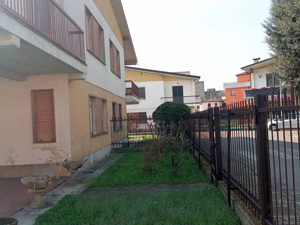 Villa a Sant'angelo lodigiano in Via E. Mattei, 20 - Foto 4
