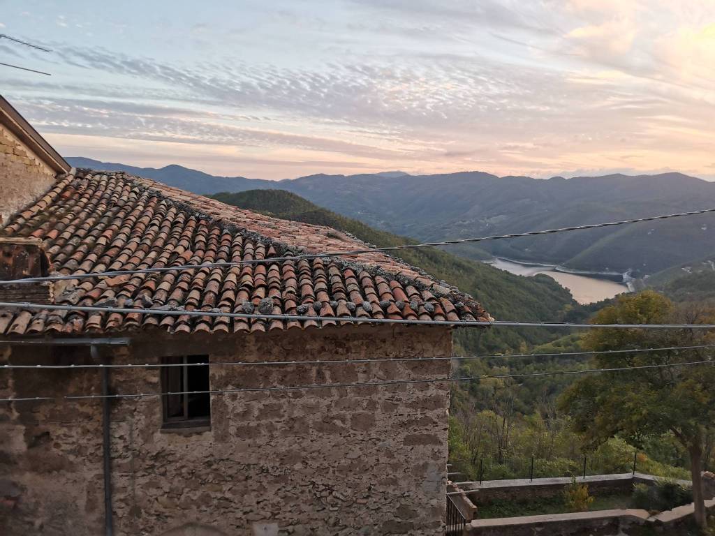 Casa indipendente a Ascrea in Via Roma, 8 - Foto 2