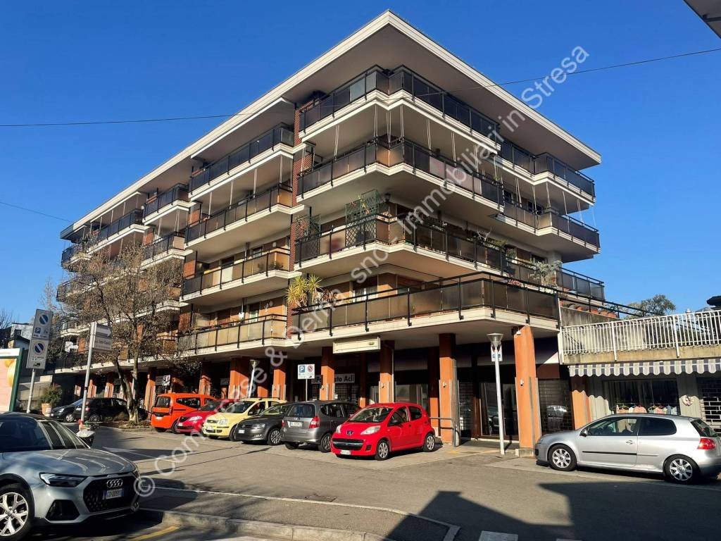 Immobile a Arona in Via 20 Settembre, 14 - Foto 2