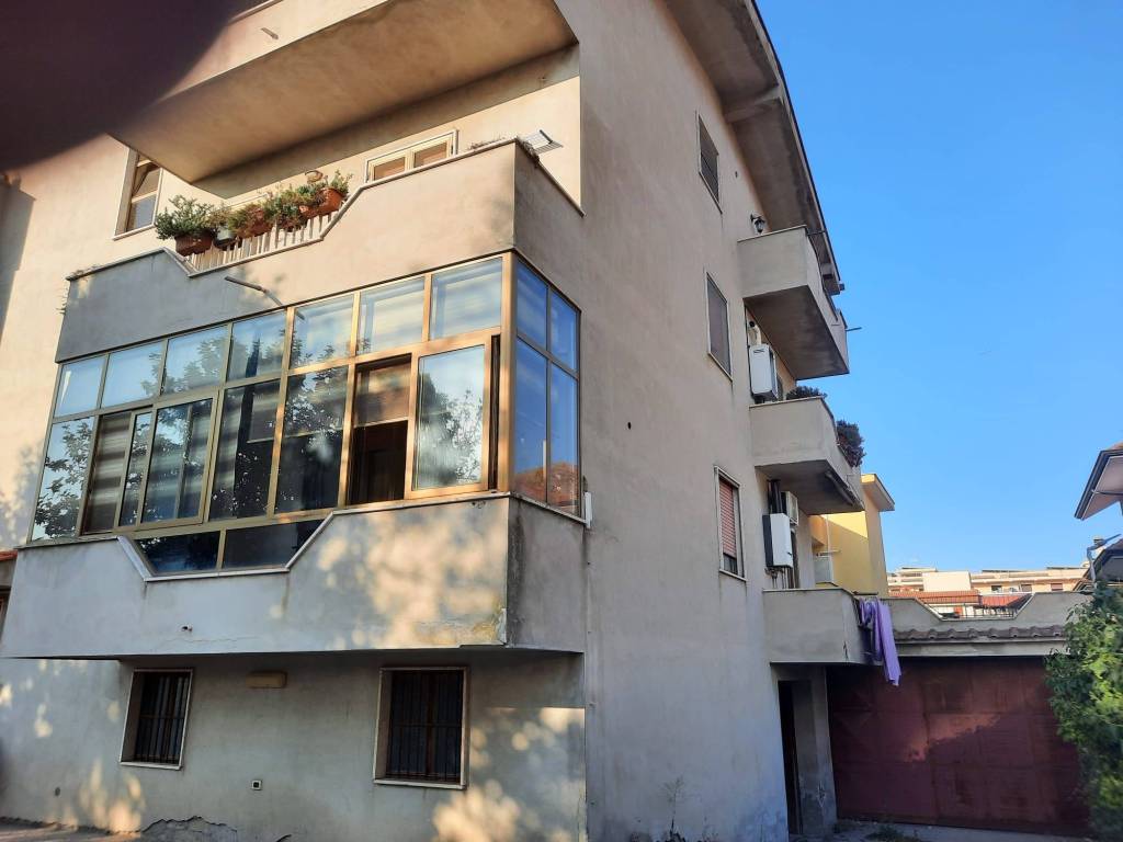 Appartamento a Aprilia in Via Roberto Rossellini - Foto 3