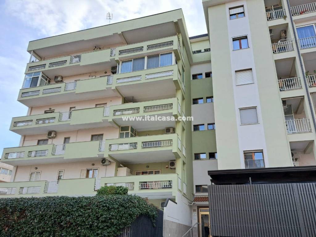 Appartamento a Crotone in Via Sibilla Aleramo - Foto 2