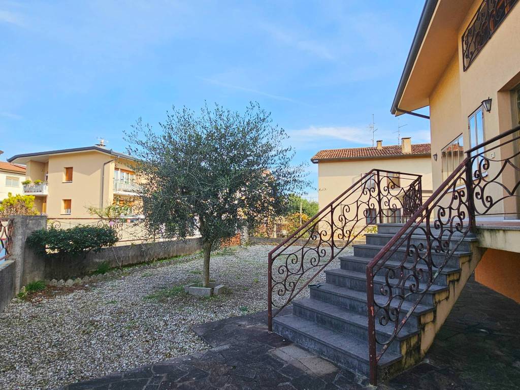 Villa a Udine in Via San Quirino, 14 - Foto 2