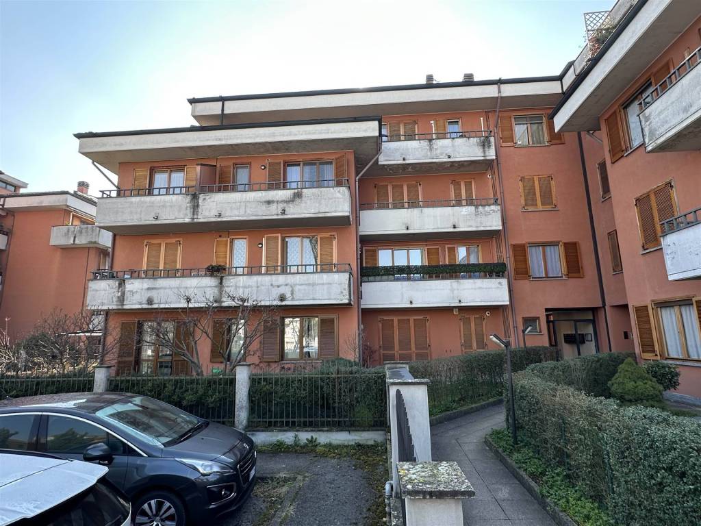 Appartamento a Sant'angelo lodigiano in Via Armando Diaz - Foto 3