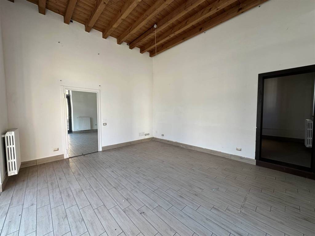 Immobile a Sant'angelo lodigiano in Piazza della Libertà - Foto 5
