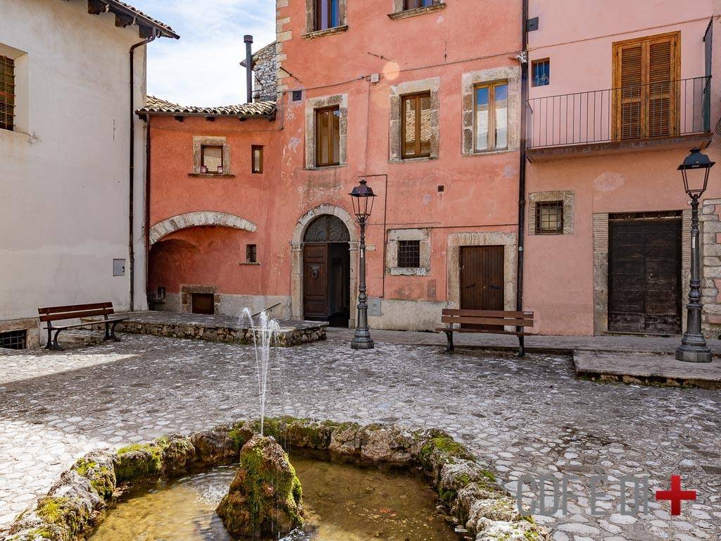 Appartamento a Leonessa in Piazza Santa Croce - Foto 5